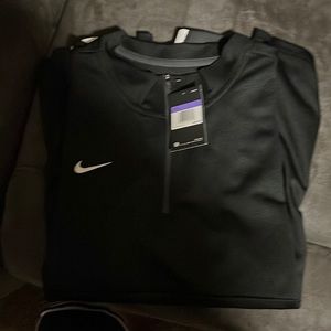 Nike fleece pullover